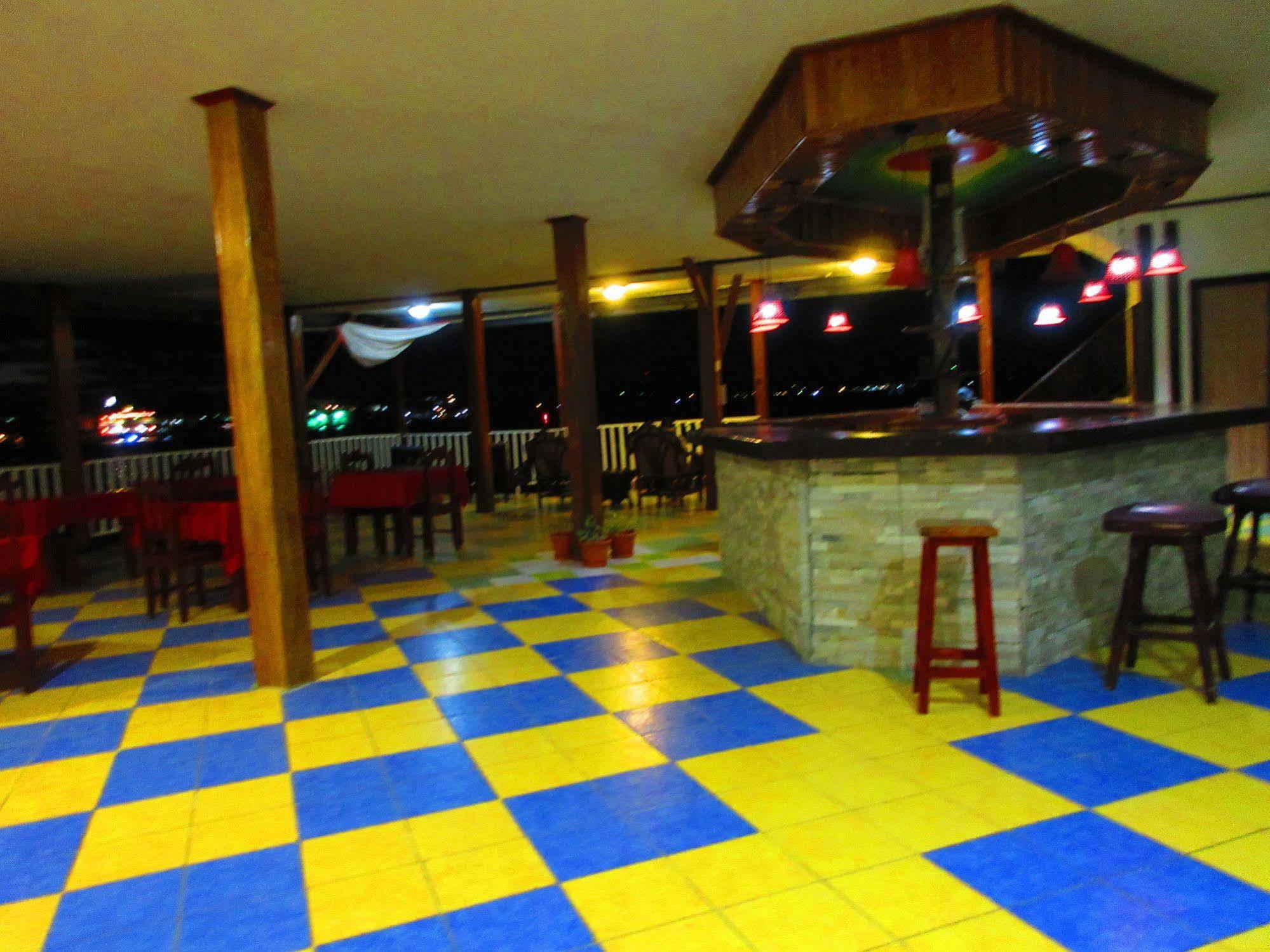 Los Balcones Over The Sea Hotel Bocas del Toro Exterior photo
