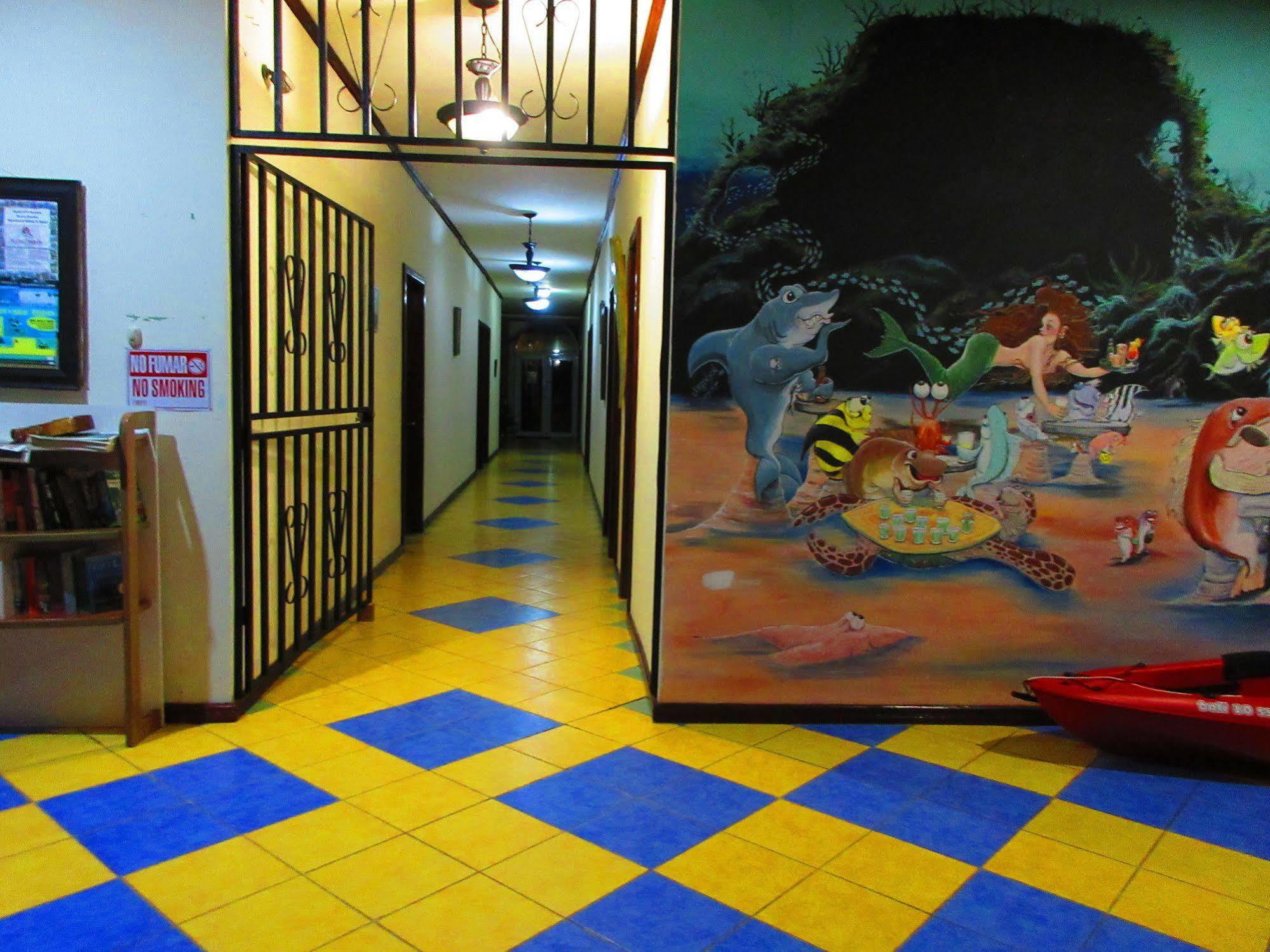 Los Balcones Over The Sea Hotel Bocas del Toro Exterior photo