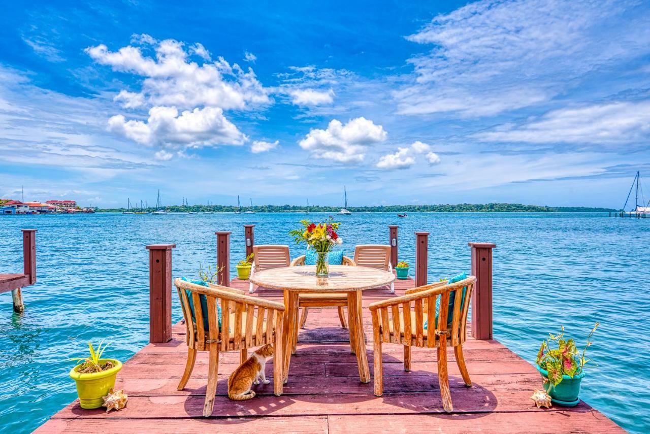 Los Balcones Over The Sea Hotel Bocas del Toro Exterior photo