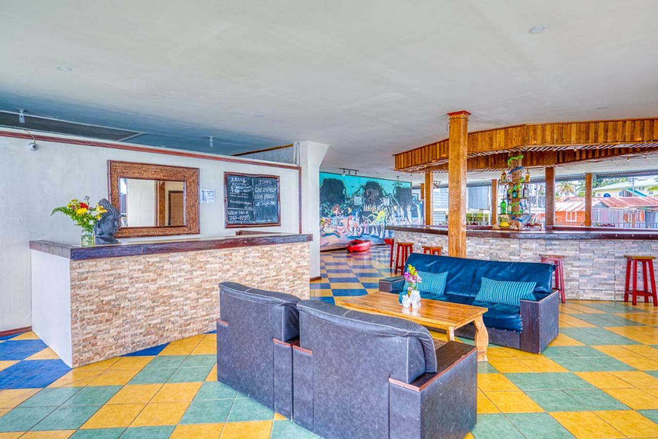 Los Balcones Over The Sea Hotel Bocas del Toro Exterior photo
